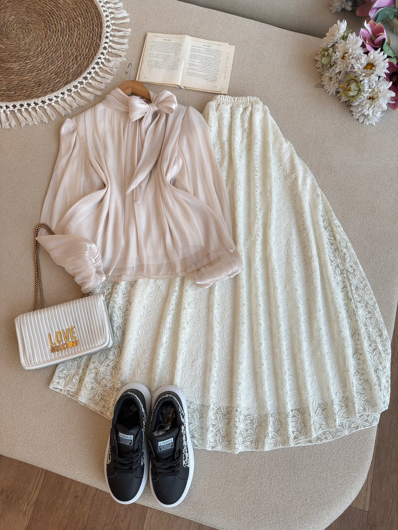 طقم أنيق بلمسة أنثوية راقية yourswomanswear