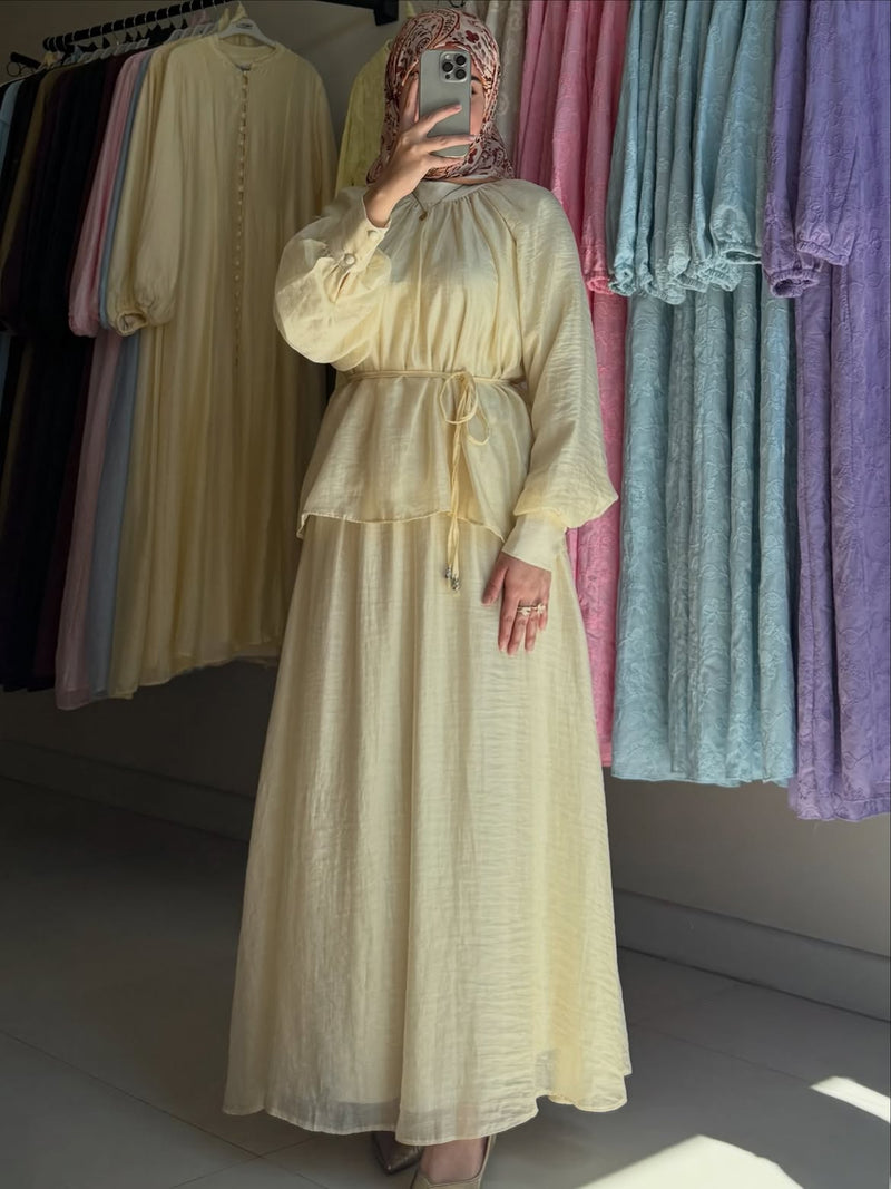 طقم ماكسي منسدل بتصميم كلاسيكي هادئ yourswomanswear