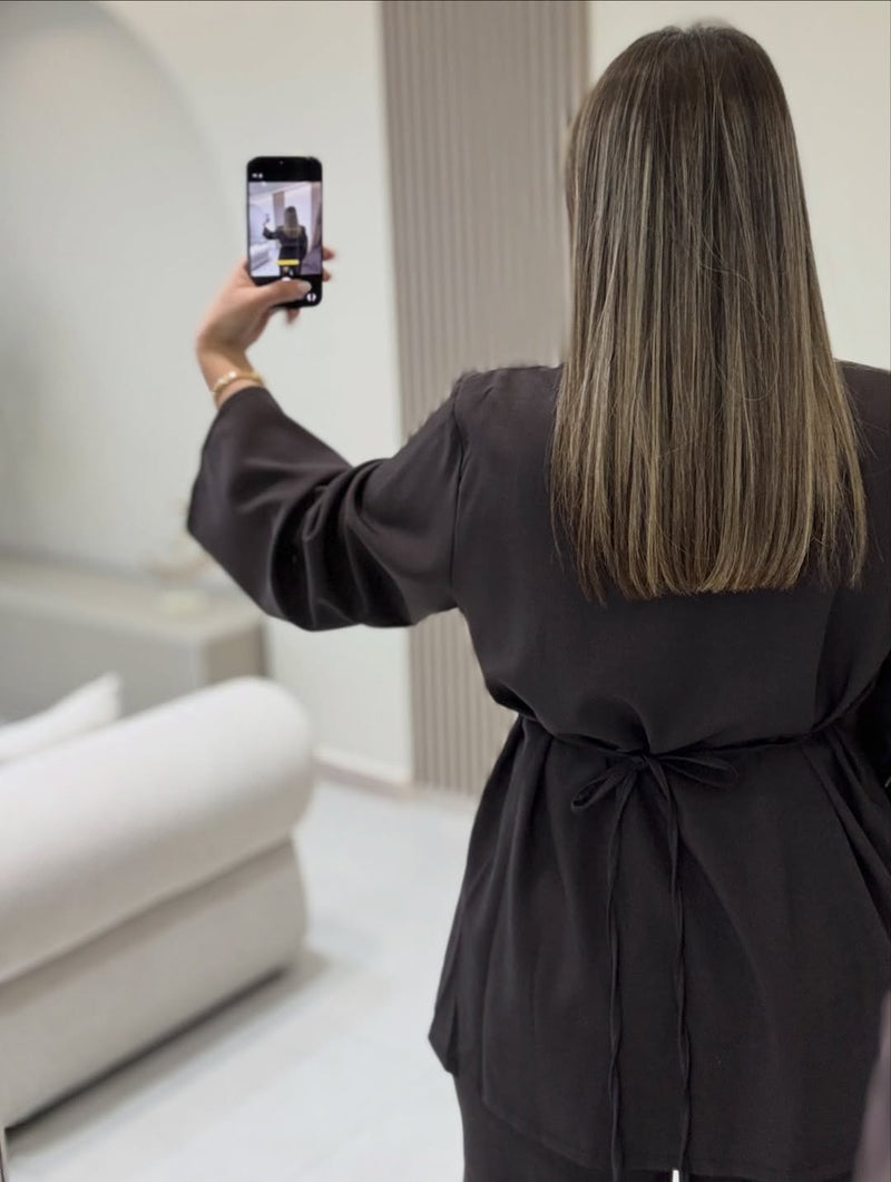 طقم "صفية" الراقٍ قطعتين: تونيك بياقة صينية وبنطال واسع مريح - أزياء نسائية فاخرة ومحتشمة بالمغرب
