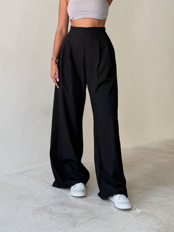 بنطلون كاجوال واسع (Palazzo) بكسرات أمامية ناعمة yourswomanswear