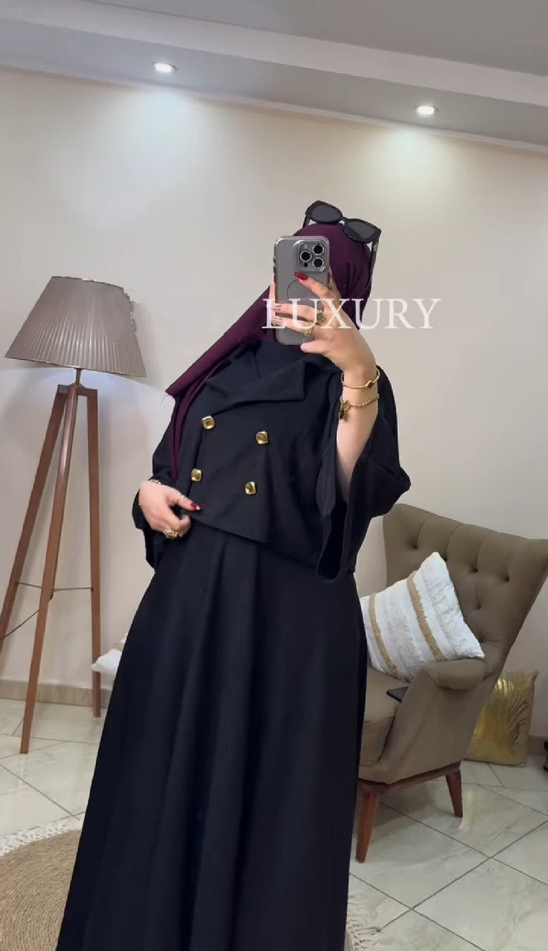 طقم "الأناقة الفاخرة" قطعتين: بليزر كروب قصير وفستان ماكسي محتشم - أزياء نسائية فاخرة ومحتشمة بالمغرب