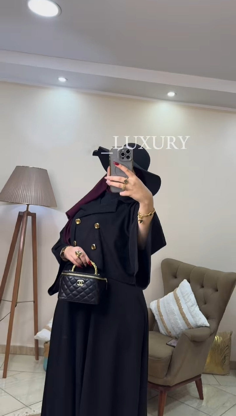 طقم "الأناقة الفاخرة" قطعتين: بليزر كروب قصير وفستان ماكسي محتشم - أزياء نسائية فاخرة ومحتشمة بالمغرب