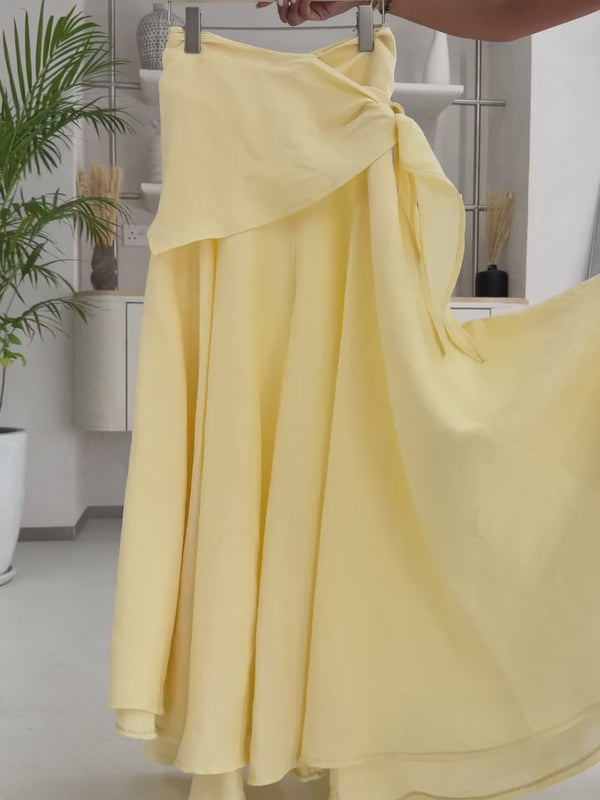 تنورة ماكسي بتصميم لف مع عقدة جانبية – خصر عالي | Yours Woman's Wear